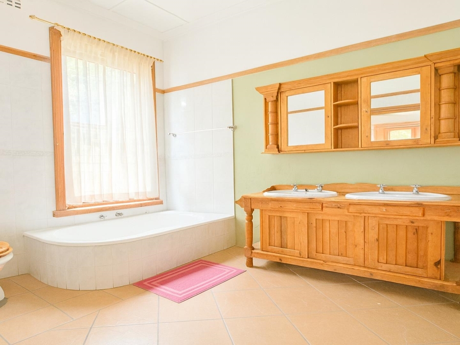 3 Bedroom Property for Sale in Ladybrand Free State